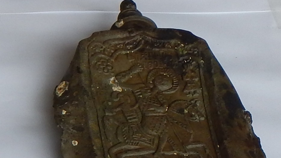 erdi_ezust_es_arany_lelet_kolomp_181024.jpg Bélyegkép