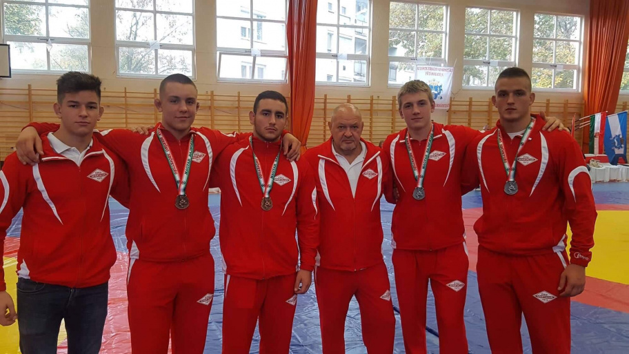 181105_birkozas.jpg Bélyegkép