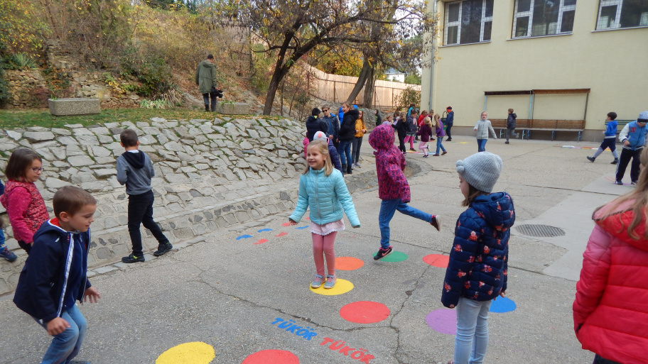 erdligeti_udvarszepites5_181031.jpg Bélyegkép