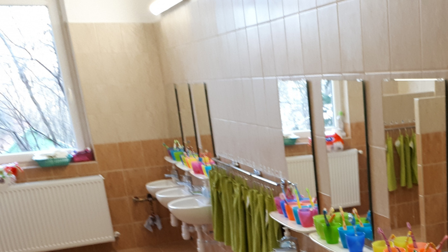 kutyavari_ovi_uj_vizesblokkok1_181128.jpg Bélyegkép