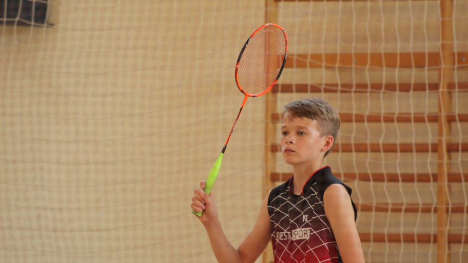 181204_tollaslabda.jpg Bélyegkép