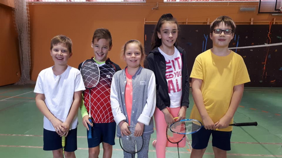 181213_tollaslabda.jpg Bélyegkép