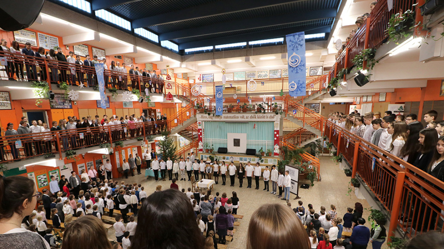 bolyainap_181215.jpg Bélyegkép