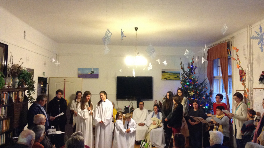 idoskaracsonyok_181224.jpg Bélyegkép