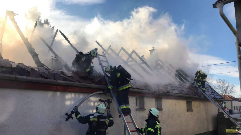 teto_egett_biatorbagyon_190104.jpg Bélyegkép